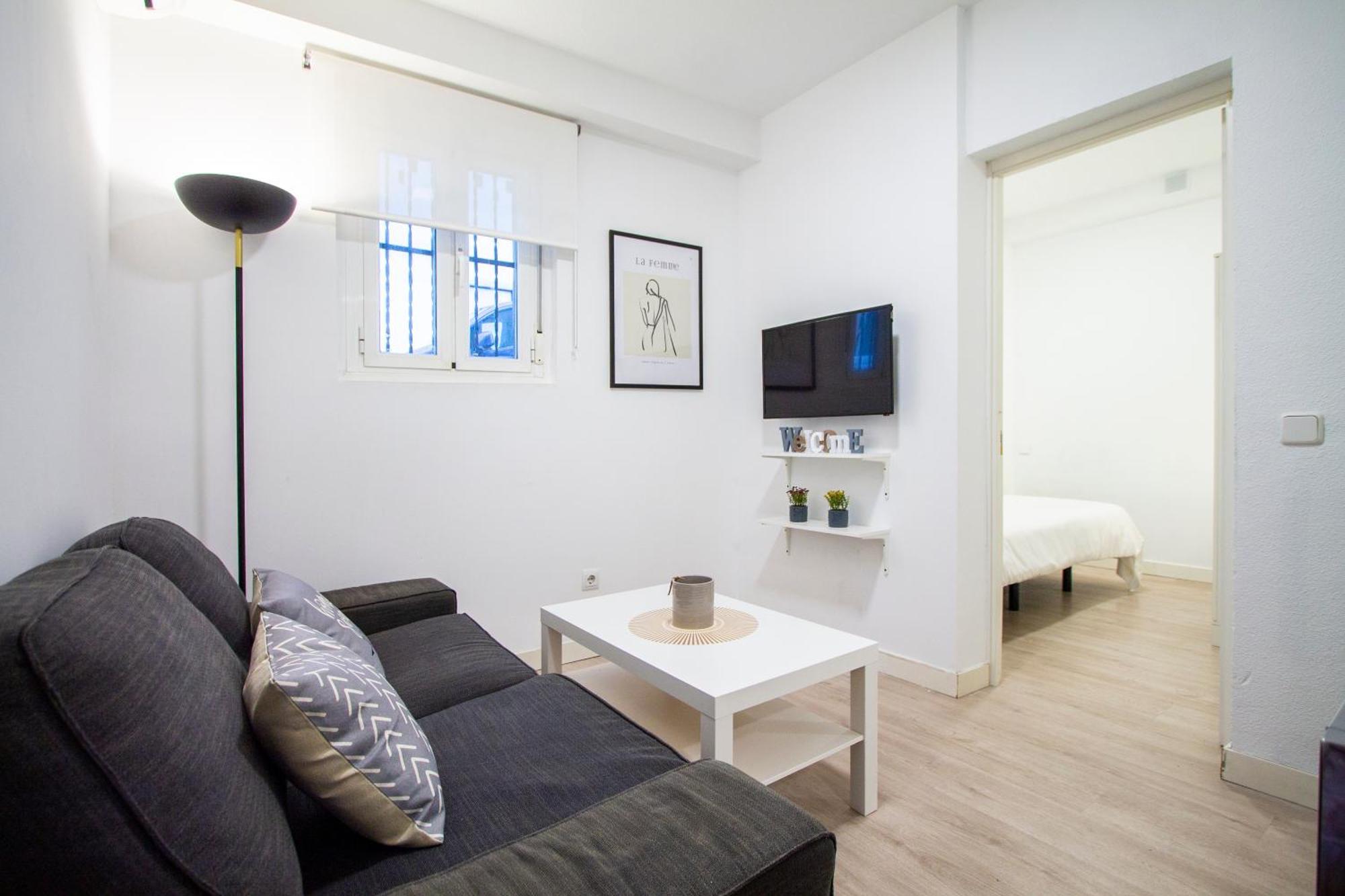 Apartamentos Tetuan Sandino Мадрид Экстерьер фото